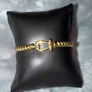 Elegant Gold-Toned Women's Bangle